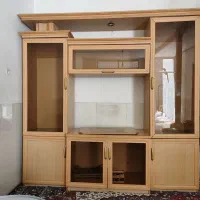 میز و تلویزیون