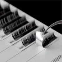 مدل برای اکستنشن مژه