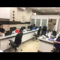 فقط مشاور حرفه ای / کفی میدان کاج / پاخور عالی