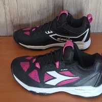 کفش تنیس آکبند و استوک|ورزشهای توپی|فولادشهر, B2|دیوار