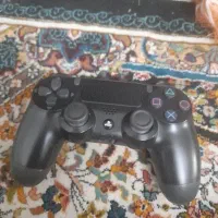 پی اس فور|کنسول، بازی ویدئویی و آنلاین|ری, علایین|دیوار