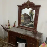 فروش تخت خواب دو نفره و دو دست مبل دست دوم