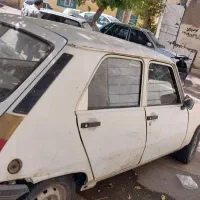 رنو ۵ فرانسوی