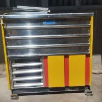 یخچال فریزر و بستنی