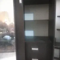 کمد لباسی ۲درب که یکی از درها آن آیینه تمام قد است