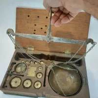 ترازوی مثقال کش انتیک