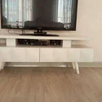 مبل ۷ نفره همراه با میز و عسلی و زیرتلویزیون|مبلمان خانگی و میز عسلی|قروه, |دیوار