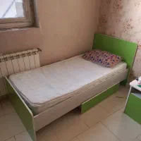 تخت‌خواب‌نوجوان