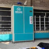 دستگاه شستشوی شیشه