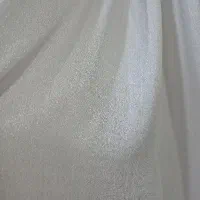 ۶ متر حریر دوخت و پانچ شده آماده نصب