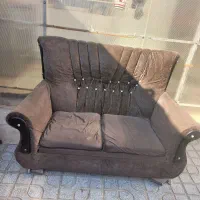 مبل کار کره فقط دو تا پایه مشکل دارن کمی|مبلمان خانگی و میز عسلی|قوچان, |دیوار