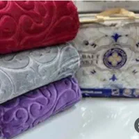 پتو مارک اصلی گلبافت|رختخواب، بالش، پتو|شیراز, شهرک گلها|دیوار