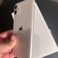 اپل iPhone 11 با حافظهٔ ۱۲۸ گیگابایت