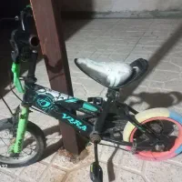 دو عدد دوچرخه ۸و۱۲