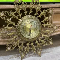 ساعت دیواری