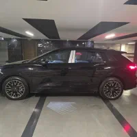 آئودی Q5 تیپ 4