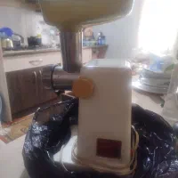 چرخ گوشت|خردکن، آسیاب، غذاساز|رشت, کوی مهر|دیوار