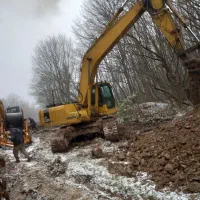 بیل کوماتسو ۲۰۰خط ۷ مدل ۲۰۰۳|خودرو سنگین|جلگه شوقان, |دیوار