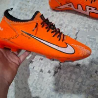 کفش فوتبال استوک دار