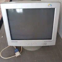 مانیتور samsunG  و کیبورد و  اسپیکر