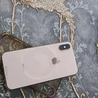 اپل iPhone XS با حافظهٔ ۲۵۶ گیگابایت
