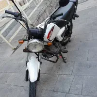 موتور سیکلت کی وی ۱۵۰ مدل ۱۴۰۱
