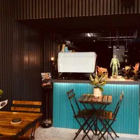 کافه چوبی با سوپرایز های ویژه منتظر شماست