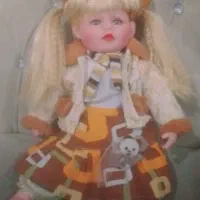 عروسک آوازخوان