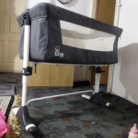 تخت کنارمادروراروئک