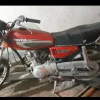 موتور سیکلت مدل 1389 کم کار