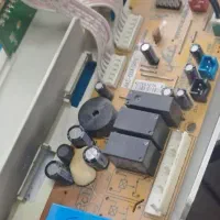 تعمیر تخصصی برد انواع یخچال فریزر و ساید مستر برد|یخچال و فریزر|خرم‌آباد, |دیوار