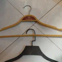 چوب لباسی چوب کار