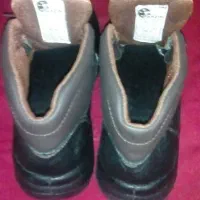 کفش|کیف، کفش، کمربند|خان ببین, |دیوار