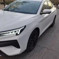 کی ام سی جی ۷ - kmc j7 سفید ۱۴۰۴ کم کار در حد نو