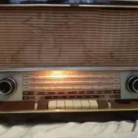 رادیو قدیمی گروندیک (GRUNDIG) آلمانی عتیقه سالم