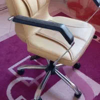 صندلی چرخدار در حد نو|صندلی و نیمکت|پرند, فاز ۶|دیوار