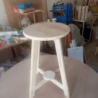 چهار پایه ومیز جلو مبلی
