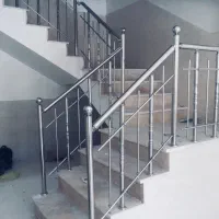 اجرای نرده استیل و چوبی