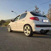 207 اتومات tu5 مدل 97 تمیز فقط یک گلگیر رنگ