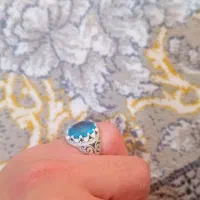 انگشتر توپاز ابی خوش رنگ