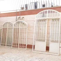 در و پنجره آهنی حفاظ دار