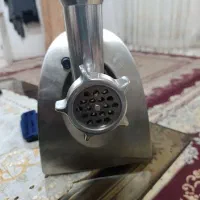 چرخ گوشت|خردکن، آسیاب، غذاساز|تربت‌حیدریه, باغ سلطانی|دیوار