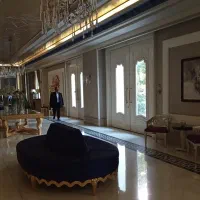 استخدام لابی من