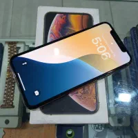 گوشی آیفون xs درحد آکبند 256گیگ