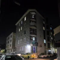 ۶۰ متری، میدان معلم، فول امکانات