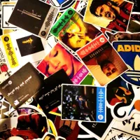 استیکر عمده با کیفیت و هزینه کم