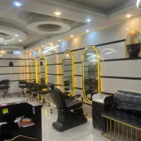 استخدام رنگ کار ناخنکار