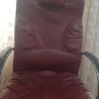 صندلی بزرگ مدیریتی راحتی طبی با چرم قرمز ص ریاست