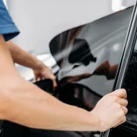 پولیش کار،نصاب شیشه دودی،کاور،روکش صندلی،لیسه گیر|خدمات موتور و ماشین|سنندج, |دیوار