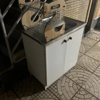 سینک و میز و سینی